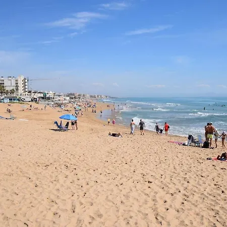 Cozy Townhouse With Terrace Near La Mata *