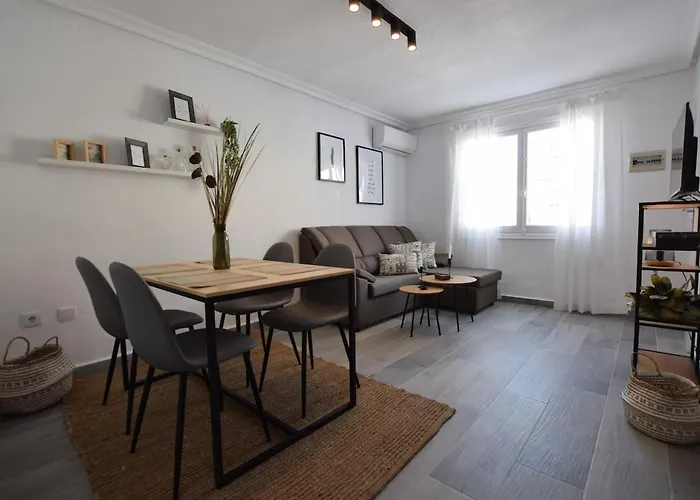 Lägenhet Cozy Townhouse With Terrace Near La Mata Torrevieja