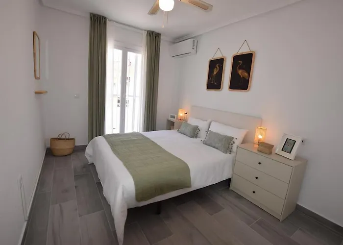 Cozy Townhouse With Terrace Near La Mata * Torrevieja